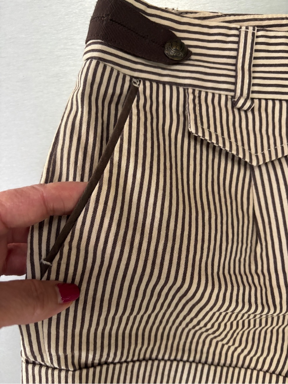 BCBG Maxazria Striped Shorts 6 - Picture 2 of 9